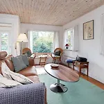 5 Person Holiday Home In Vaeggerlose * Bøtø By
