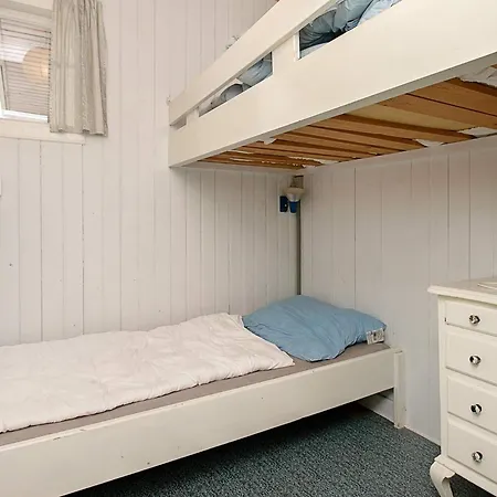 Tatil Evi 5 Person In Vaeggerlose Bøtø By