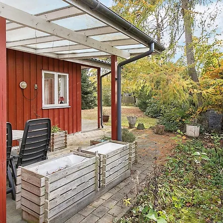 5 Person Holiday Home In Vaeggerlose *